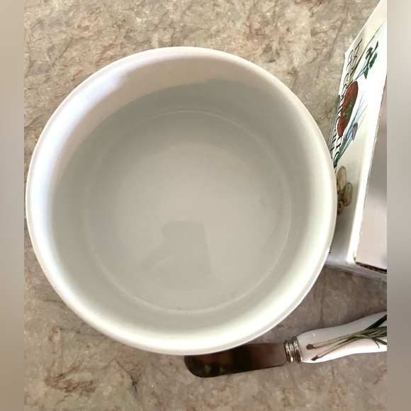 2/$20💕Dip Bowl & Spreader Gourmet Village - Picture 3 of 4